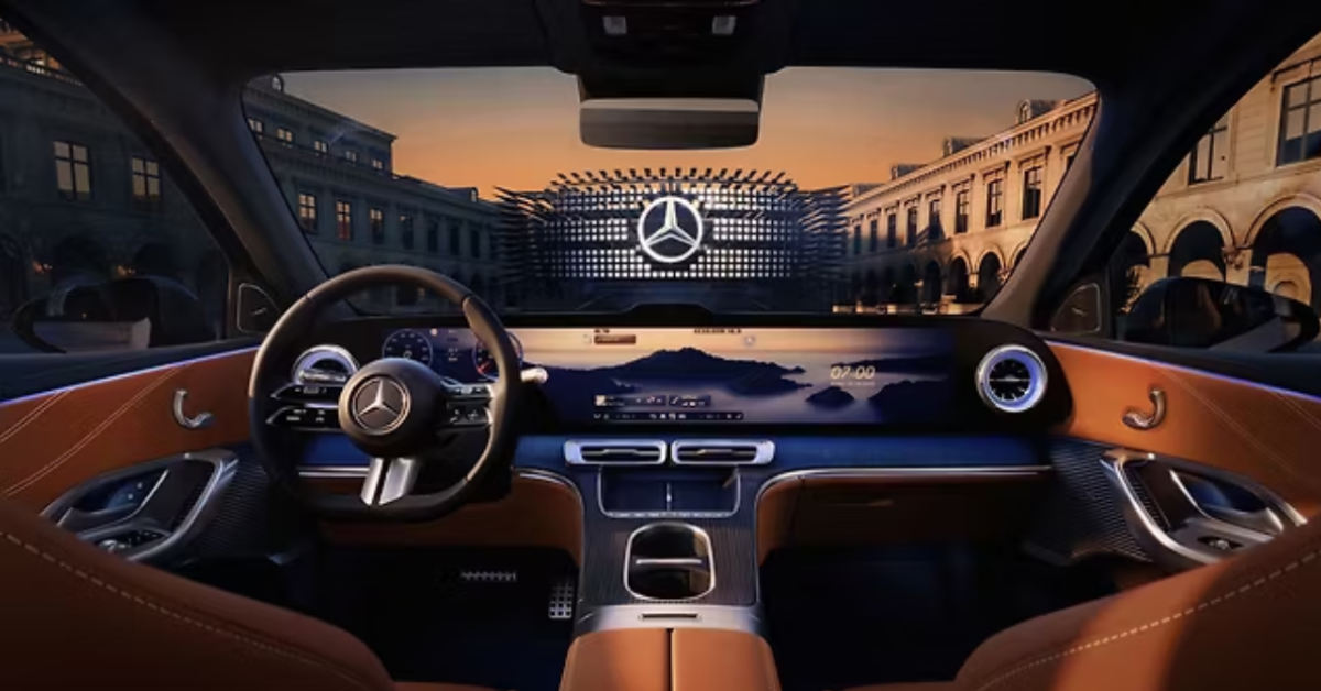 Electric Mercedes-Benz GLC 2025 with 39-inch Hyperscreen