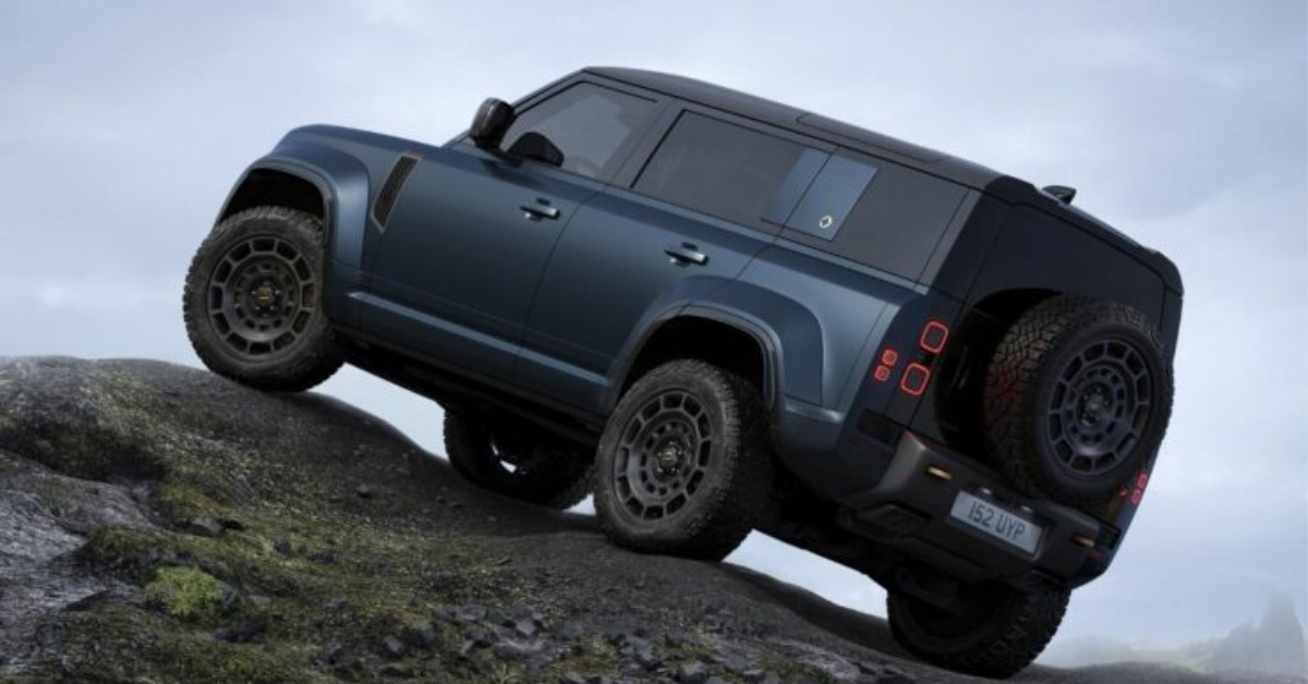 Land Rover Smaller Electric Defender 2027